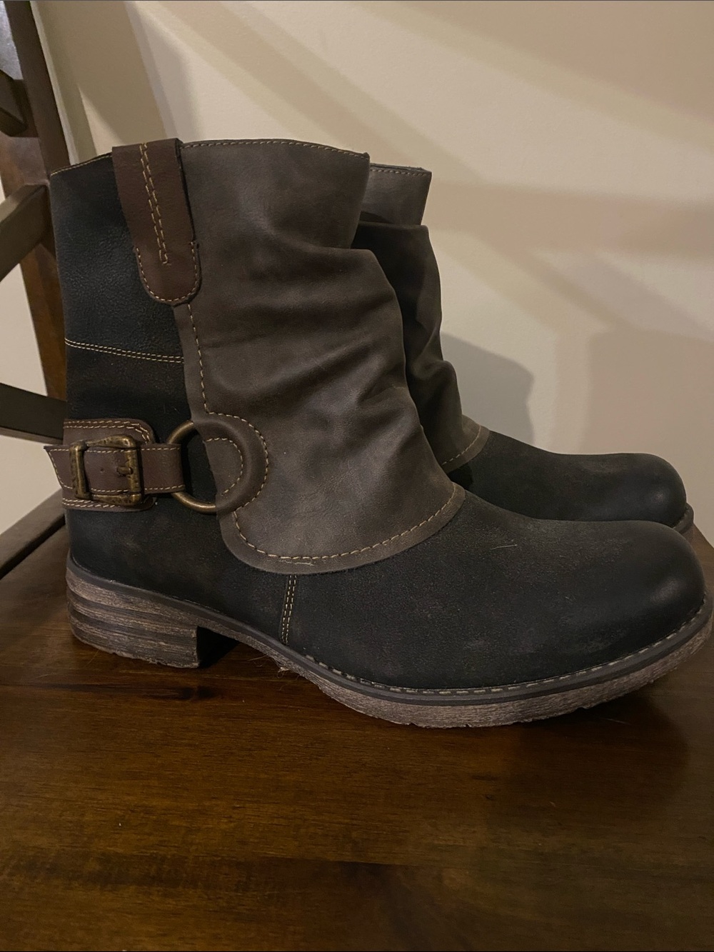 Remonte Two-Tone Slouch Ankle Boots in Black and Brown size 41 US 9.5